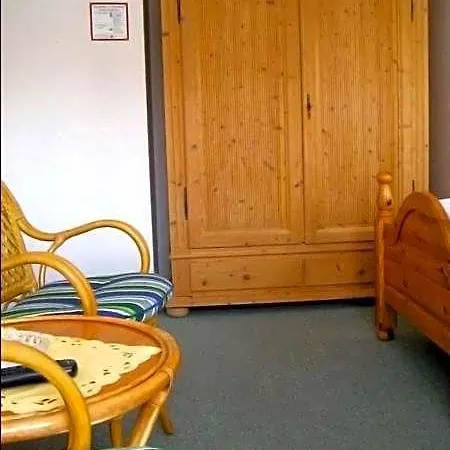 Alt Hotel